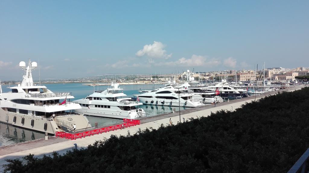 Appartamento Dammuso Isola Di Ortigia Syracuse Exterior foto